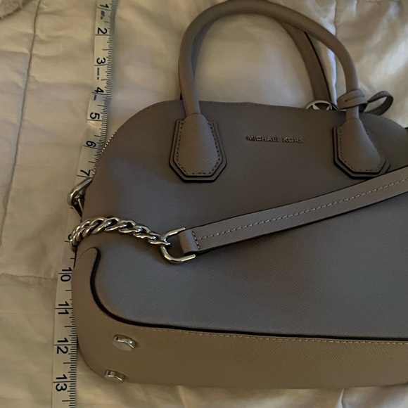 Authentic Michael Kors Shoulder Strap Purse - Picture 9 of 9